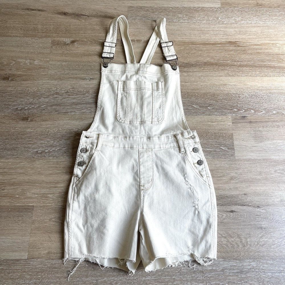 NWT Women's Judy Blue Shortalls Med ECRU Denim Jean Overall Shorts Mild Distress - Picture 2 of 10